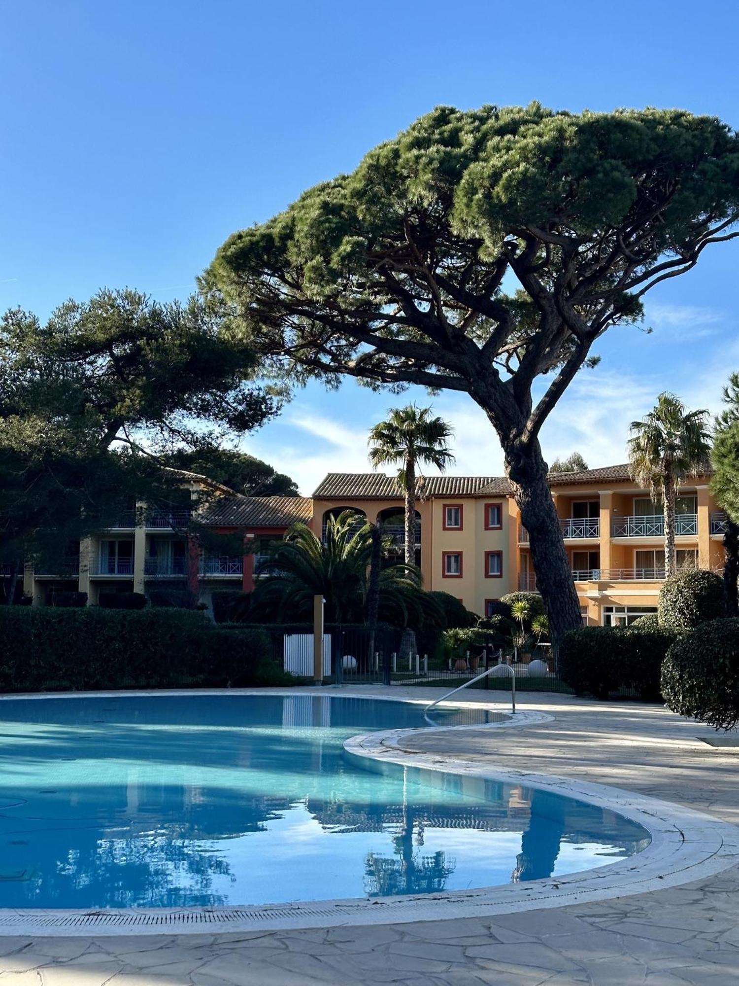 Bergerie Plage Renove Clim Balneo Plage Piscine Jardin Mediterraneen イエール エクステリア 写真